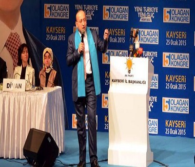 Akdoğan'ın sözleri salondakileri coşturdu