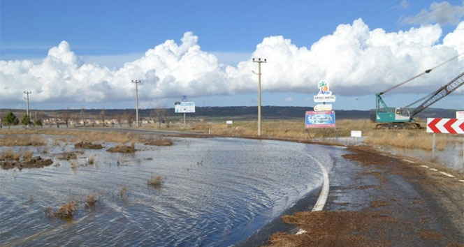 Lodos Saros Körfezi'ni de vurdu