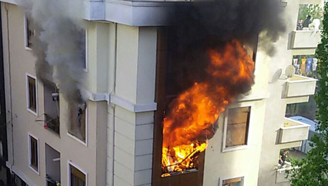 Maltepe'de oksijen tüpü patladı