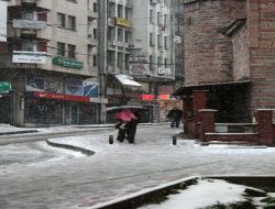 Bursa'da 181 Köy Yolu Kapandı!