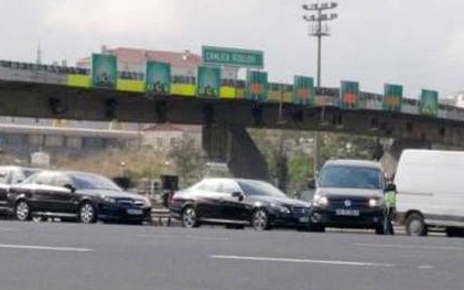 İstanbul’da bombalı araç alarmı