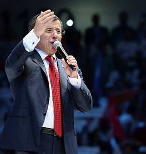 "İLK GÜNKÜ AŞKLA YENİ HEDEFLERE"