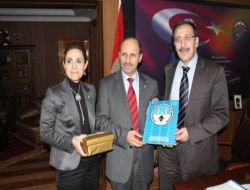 Ege'deki Erzurumlu İşadamları, Palandöken Belediyesi'ni Ziyaret Etti