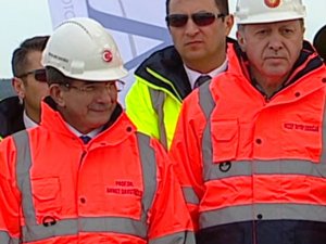 Erdoğan ve Davutoğlu 3. Köprü'de yürüdü