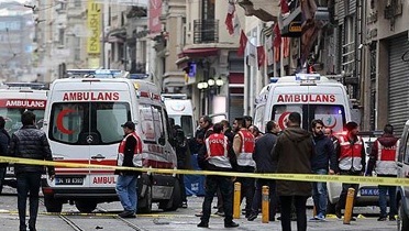 İSTİKLAL'DE PATLAMA