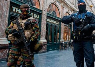 Brüksel saldırısının aranan şüphelisi yakalandı