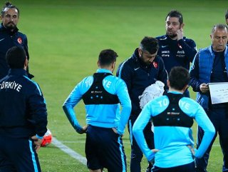 A Milli Takım'da dört oyuncu kadrodan çıkarıldı