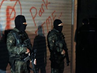 İstanbul Emniyeti'nden şafak operasyonu