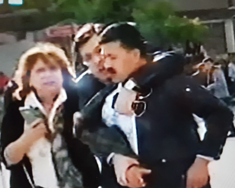 Dündar'a saldırı girişimi