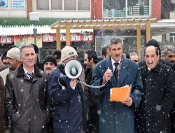 Gümüşhane'deki İşçi Ve Memurlardan Tekel İşçilerine Destek