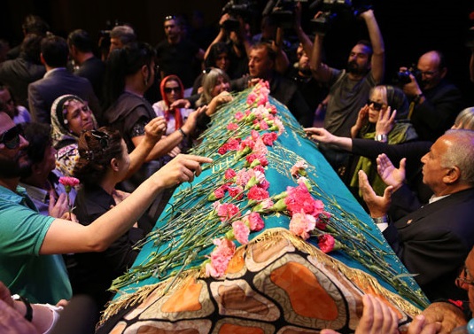 Oya Aydoğan'a son veda