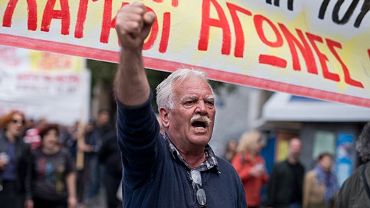 Yunanistan'da grev başladı, sınır kapıları kapandı