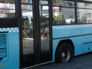 Metro inşaatı yakınlarında yol çöktü