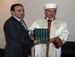 Diyanet İşleri Başkanı Bardakoğlu: Türkiye'deki Sorunların Nedenlerinden Biri Sevgisizlik