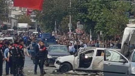 İstanbul Yenibosna'da şiddetli patlama