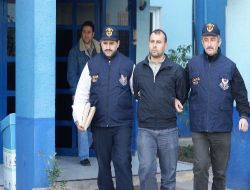 El Kaide ve Hizbuttahrir Üyesi 8 Kişi Adliyeye Sevkedildi