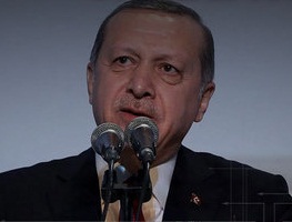 "İkiyüzlülüğün ta kendisidir!"