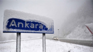 Başkent güne karla uyandı