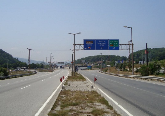 TEM'in Abant gişeleri 1 hafta ulaşıma kapalı olacak