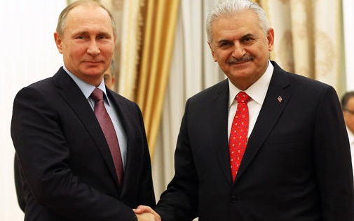 Putin'den Erdoğan'a övgüler
