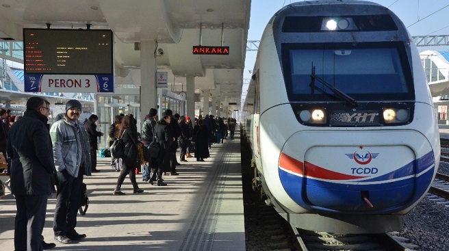 YHT'de onlarca eşya unutuldu