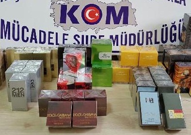 Denizli'de gümrük kaçağı ürünler ele geçirildi