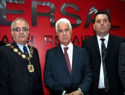 Derviş Eroğlu, Kıbrıslı Türk İşadamlarının Başarılarını Kutladı