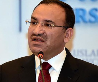 Kudüs'ü başkent ilan etmek dünyayı ateşe atmaktır