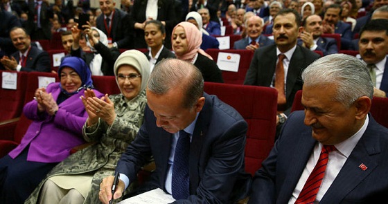 Kongre öncesi MYK'ya eşler de katılacak