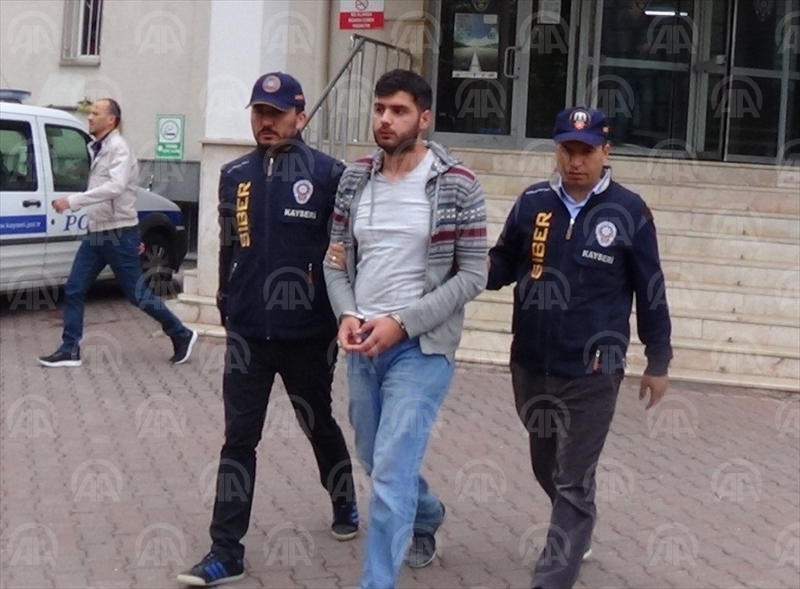 FETÖ'cü hackerlere operasyon