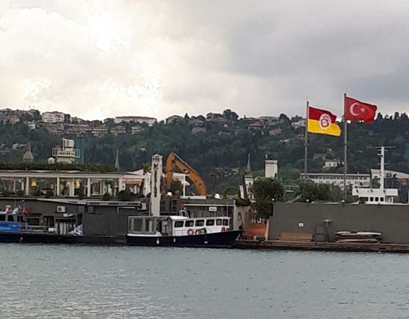 Galatasaray Adası'nda yıkım başladı