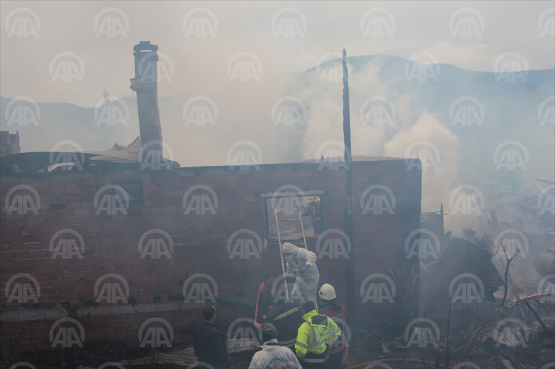 Ankara'da yangın: 1 ölü, 2 yaralı