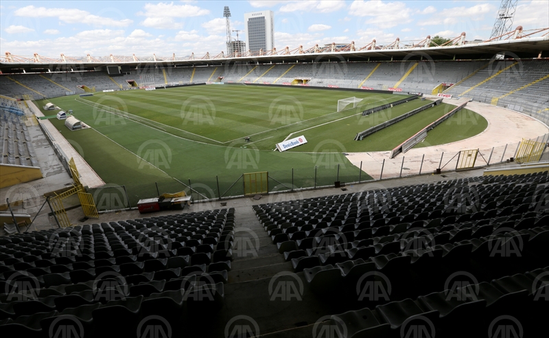 Tarihi 19 Mayıs Stadı yıkılıyor!..