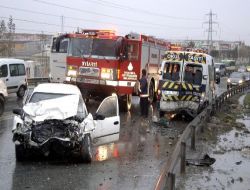 Trafik Kazası: Biri Ağır İki Yaralı