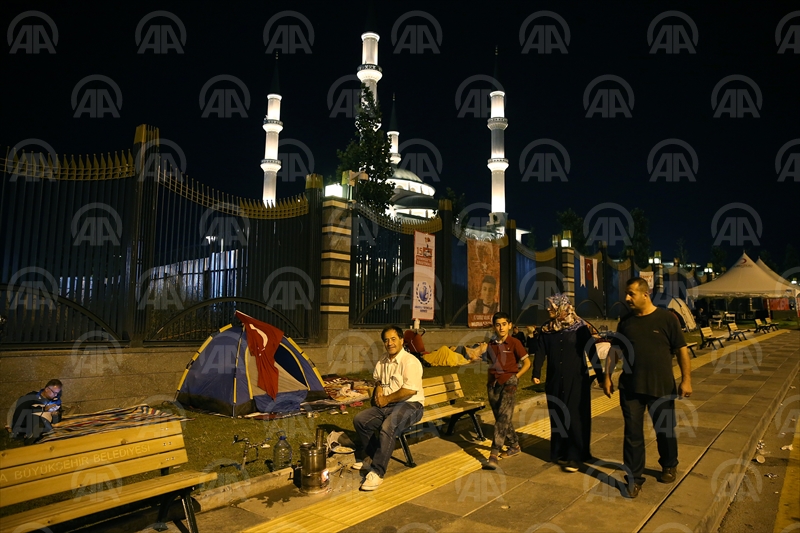 Başkentte "Demokrasi Nöbeti" hazırlıkları