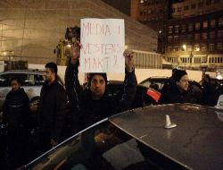 Norveç'te Bine Yakın Taksici Karikatür Provokasyonunu Protesto Etti