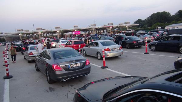 Gurbetçilerden Türkiye'ye rekor giriş