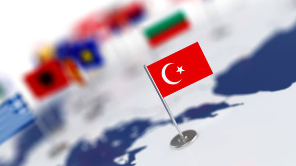 Yabancı ekonomistlerden Türkiye'ye büyüme övgüsü