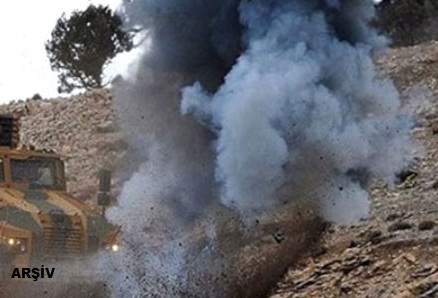 Hakkari'de patlama: 4 asker şehit