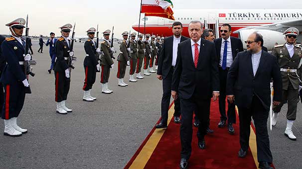 Cumhurbaşkanı Erdoğan Tahran'da..