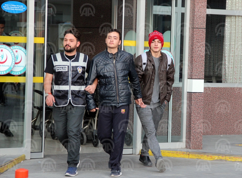 Konya'da Özel Harekat polisleriyle FETÖ operasyonu