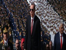 Başkent'te ilk tören Anıtkabir'deydi..