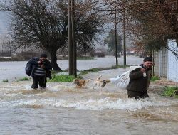 Muğla'da Evler ve Tarım Alanları Su Altında
