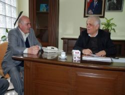 AK Parti Milletvekili Katmerci:"İzmirliler Bitmeyen Metronun Derdinde"