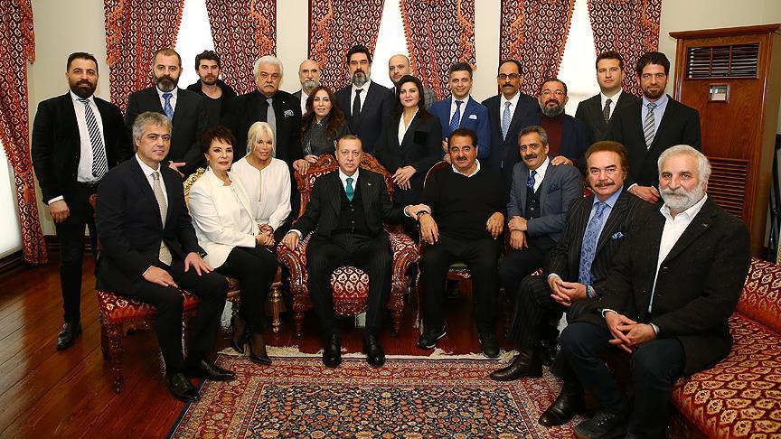 Sanatçılar Erdoğan'ın doğum gününü kutladı