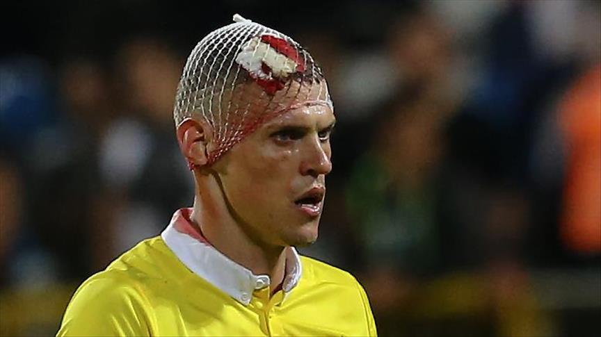 Fenerbahçe'de Skrtel'in başına 10 dikiş atıldı!