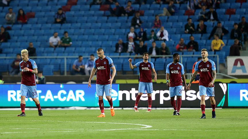 Trabzonspor sahasında yıkıldı!