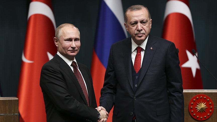 Erdoğan, Putin ile telefonda görüştü!