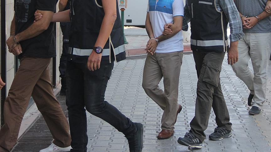 İzmir'deki FETÖ soruşturmasında 12 tutuklama