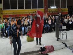 İlk Aşama İzci Liderliği Kursu 'çanakkale Geçilmez' Ve 'kınalı Hasan' Adlı Oyunlarla Tamamlandı